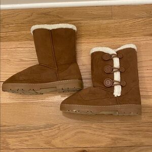 Cozy Brown Womens Boots size 10
